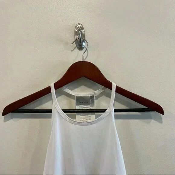 Athleta Racerback tank in womens size xxs white athletic - Picture 2 of 5